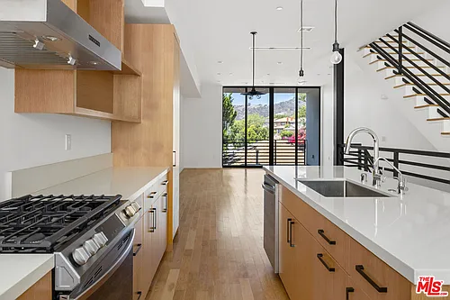1411 Roca Ln Photo 1