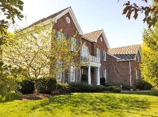 4833 Preserve Pkwy, Long Grove, IL 60047