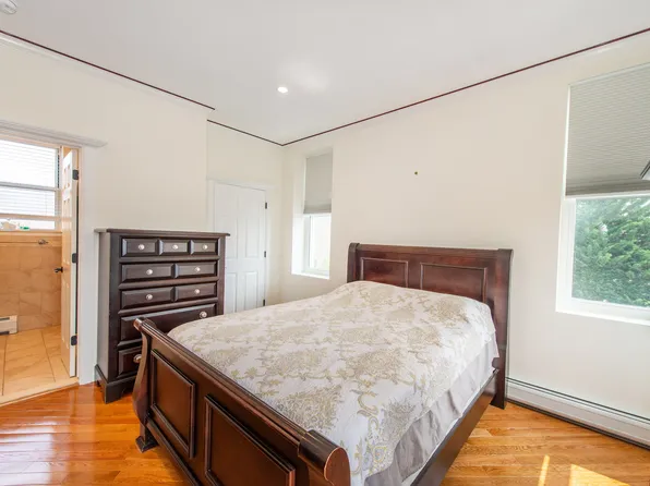 239 Desoto Place image 5 of 23