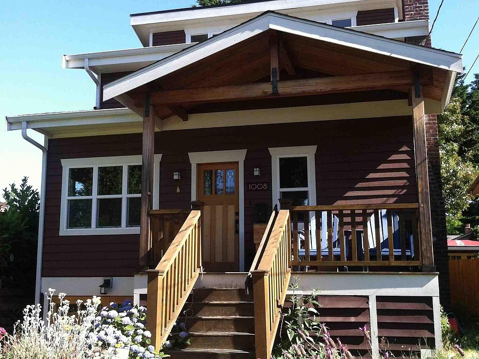2nd image of 1008 NE 72nd St