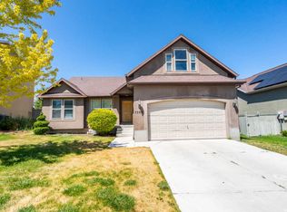 7595 N Bristlecone Rd, Eagle Mountain, UT 84005