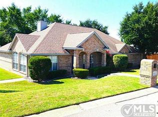 8804 Lake Country Dr, Fort Worth, TX 76179