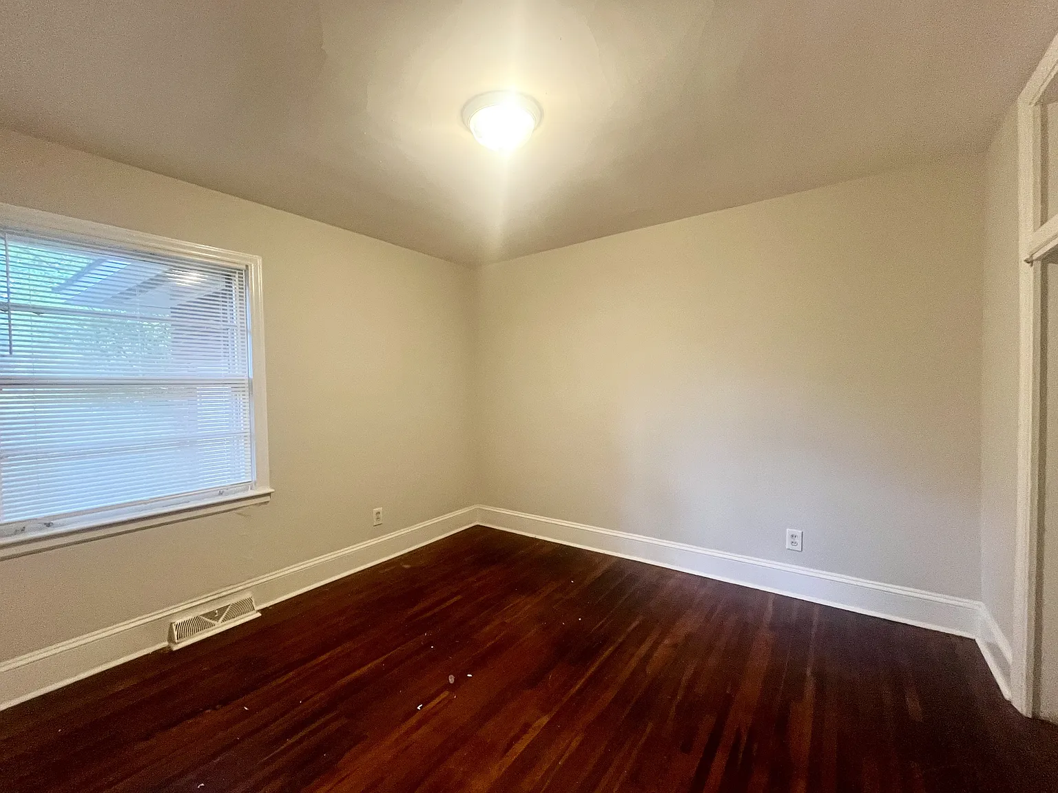 3826-28 Winfield Drive - 28 — Photo 3