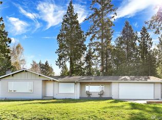 8876 Semiahmoo Dr, Blaine, WA 98230