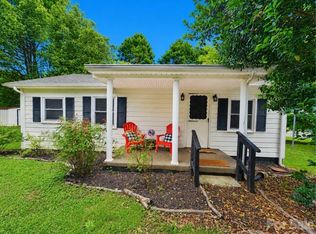 102 Aderholdt Rd, Bessemer City, NC 28016
