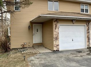 78 Velina Dr, Albany, NY 12203