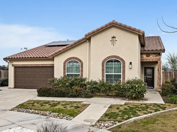 804 S Simon Street, Visalia, CA 93292