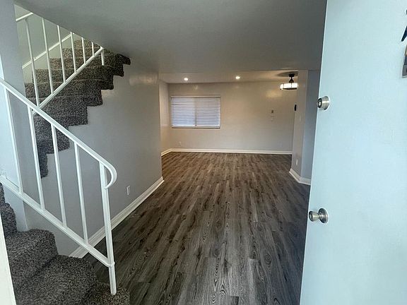 3rd image of 7000 S La Cienega Blvd APT 15