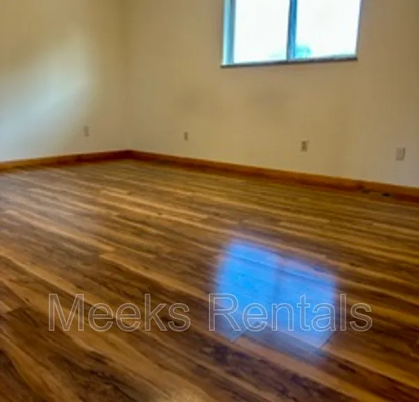 58 Maple Ln — Photo 12