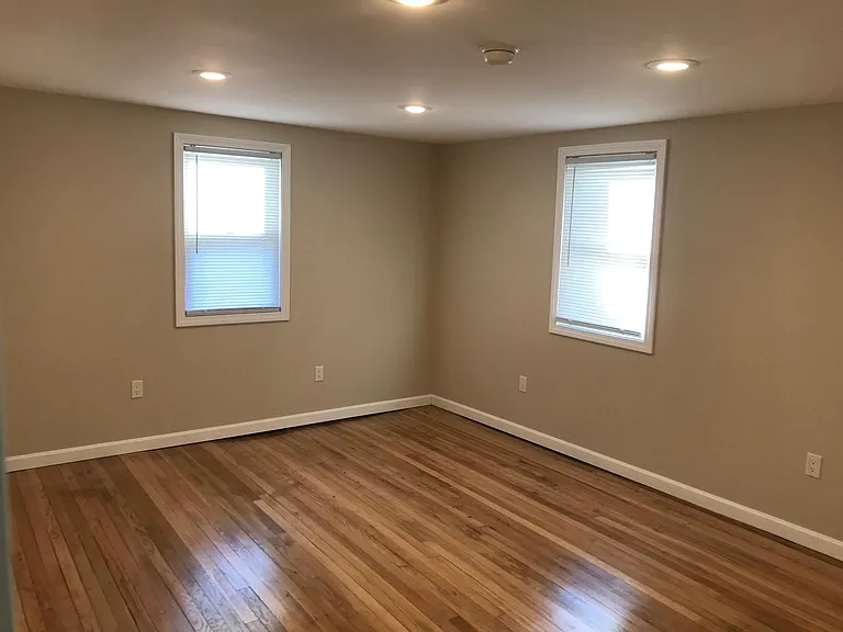 35 Botsford Ave #B — Photo 3
