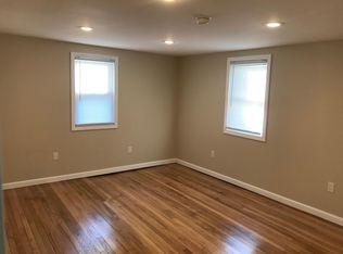 35 Botsford Ave, Milford, CT 06460