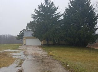 3153 Lenox New Lyme Rd, Jefferson, OH 44047