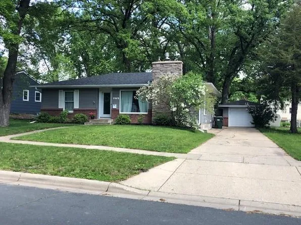 679 Juul Rd SW, Hutchinson, MN 55350