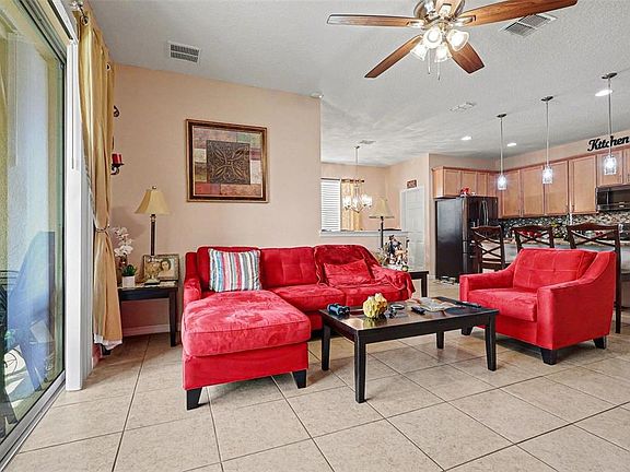 5th image of 324 Jyoti Dr