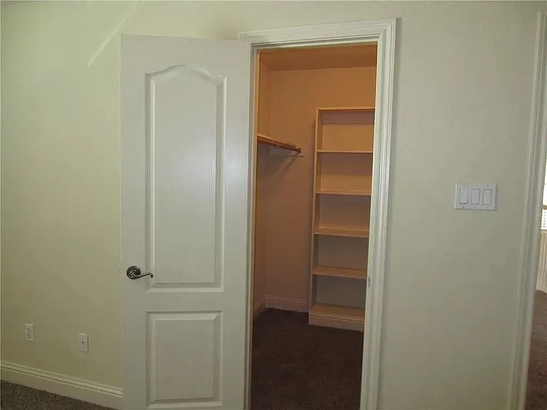 122 Seva Ct — Photo 3