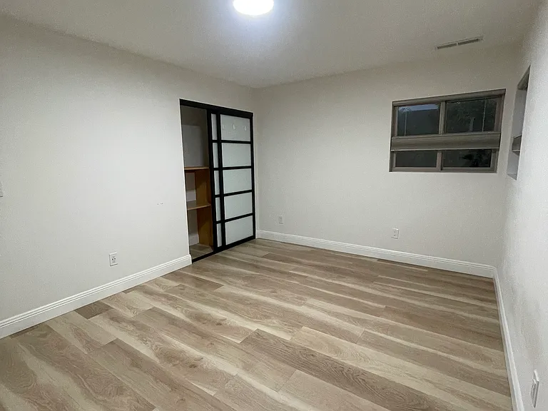 15317 Inverness St — Photo 5