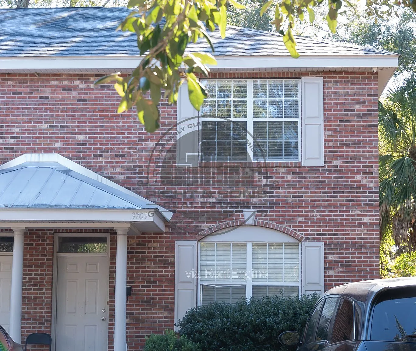 3 bed, 3.0 bath, 1320 sqft, $1,325 — Photo 1
