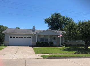 1204 Bridlespur Dr, Wentzville, MO
