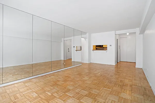 Sold by Douglas Elliman | media 18