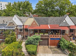 5331 37th Rd, Woodside, NY 11377