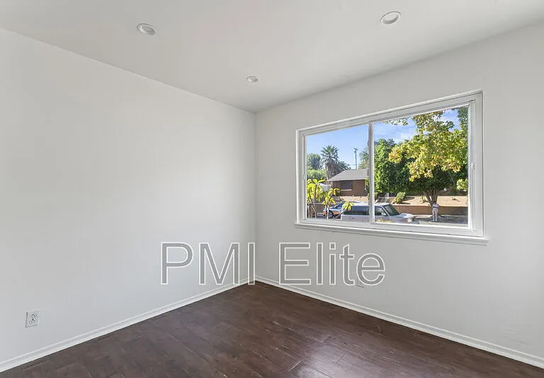 12660 Lazard St — Photo 5