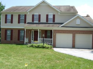 2 Knoll Side Ln, Middletown, MD 21769
