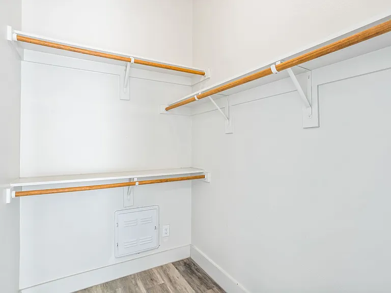 2712 Wingate St — Photo 25
