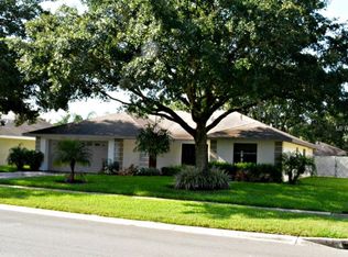 132 Towering Pines Dr, Lakeland, FL 33813