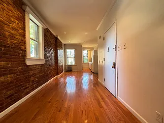 495 Quincy Street, #2D