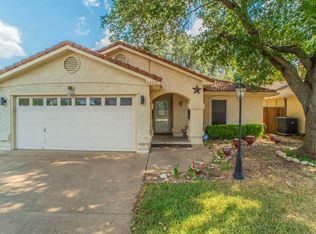 8408 Crystal Ln, North Richland Hills, TX 76182