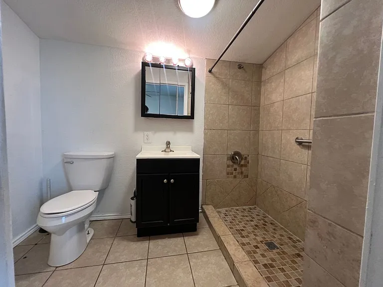 9676 Hildebrandt Rd — Photo 8
