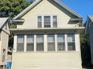 24 Lois St, Rochester, NY 14606