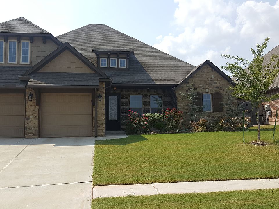 1st image of 1009 Dayton Ln