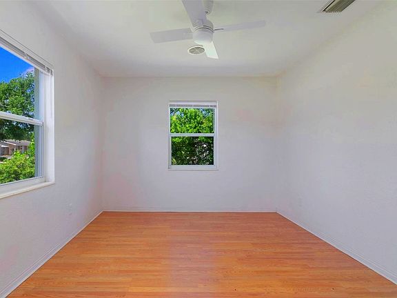 5th image of 5643 Dartmouth Ave N