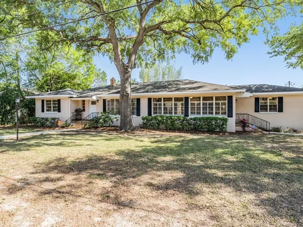 10403 Newport Cir, Tampa, FL 33612