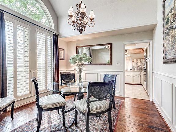 5th image of 805 Mayfair Hill Ct