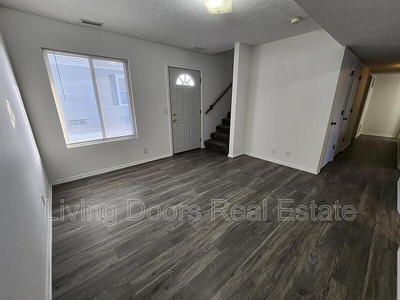 4th image of 2929 N 49th St #1