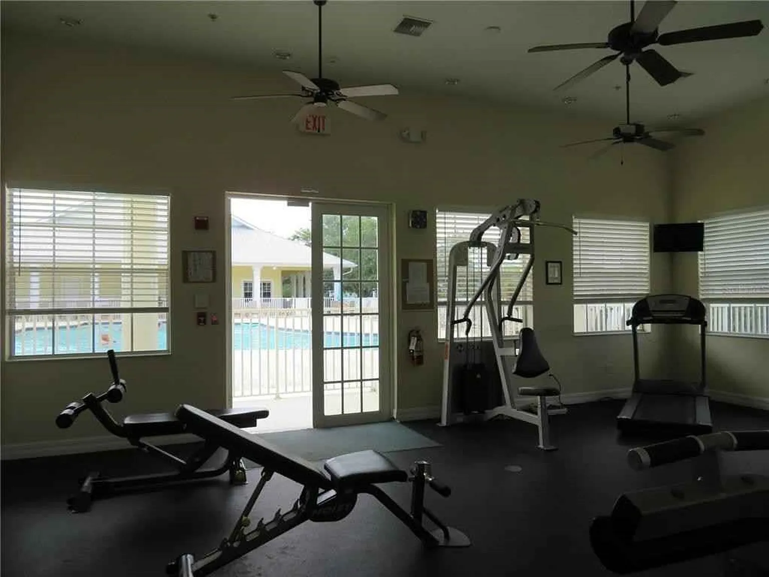 2140 Heron Lake Dr Bldg I Unit 105 — Photo 2
