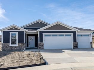 335 Miriam Ct, Rapid City, SD 57703