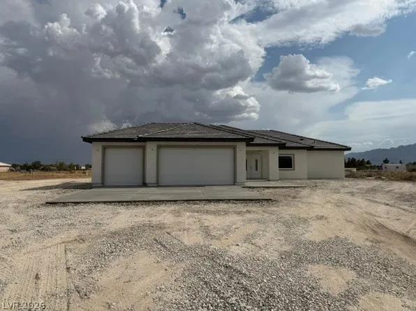 1441 W Lost Creek Dr, Pahrump, NV 89048
