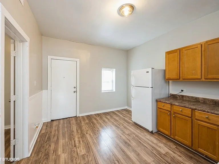 1340 S Kedvale Ave #2 — Photo 7
