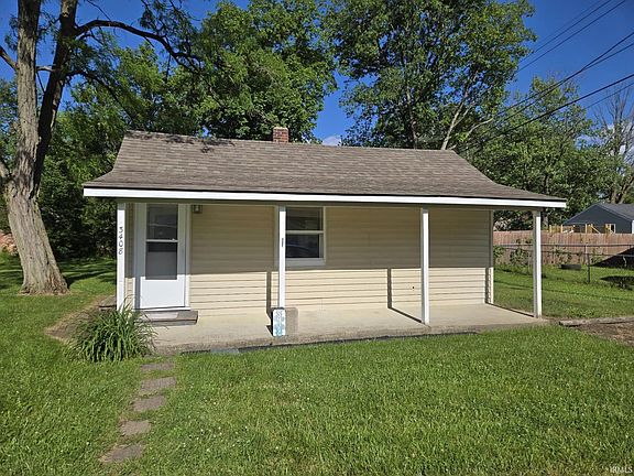 2nd image of 3408 S Willoughby St