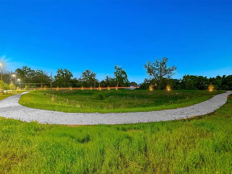 10719 Mason Rd #6 — Photo 40