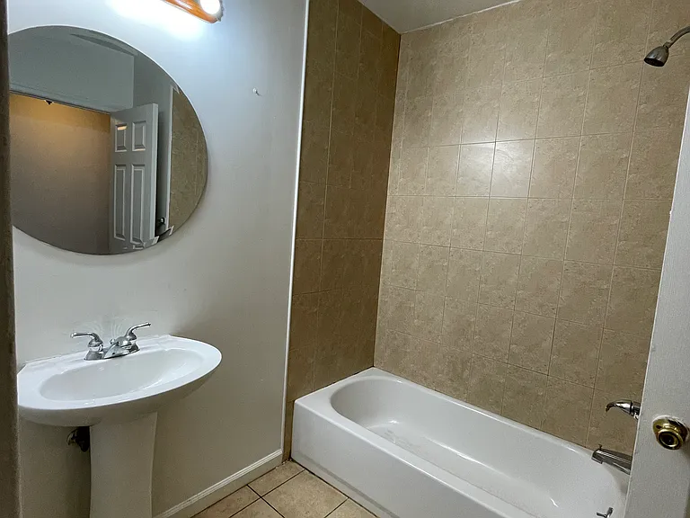 6006 Chestnut St #2 — Photo 15