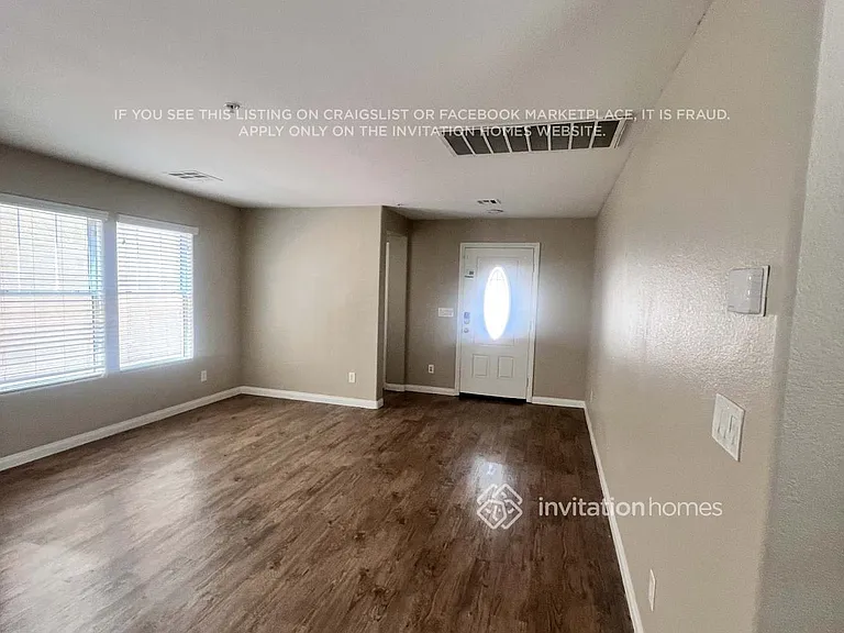 644 Desert Passage St — Photo 4
