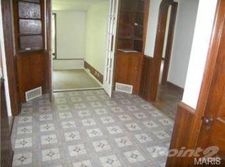 1236 N Florissant Rd, Saint Louis, MO 63135