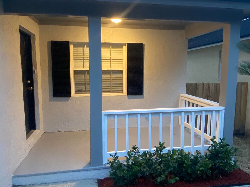 1st image of 1231 BROOKWOOD FOREST Boulevard