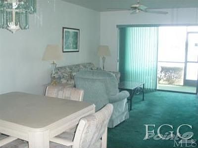4th image of 131 SW 47th Ter APT 101