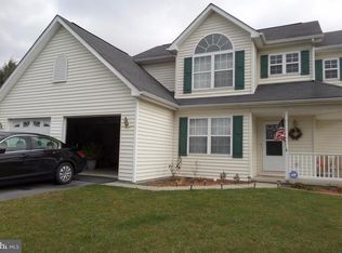 20 Dickenson Dr, Inwood, WV 25428