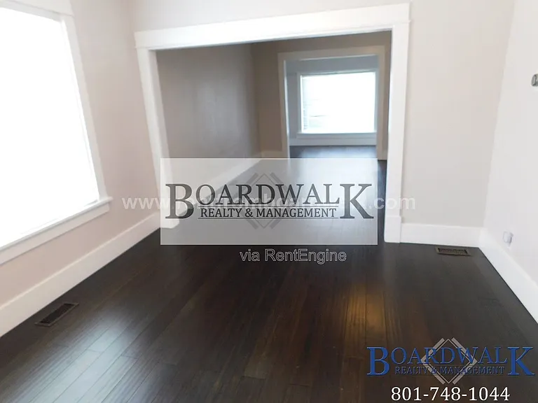 657 E Warnock Ave — Photo 16